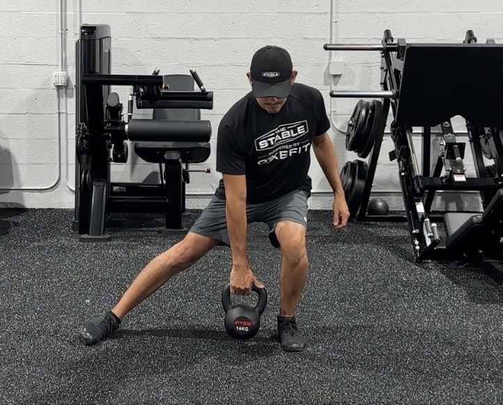 Marvin Sanguesa coaching strength and conditioning training